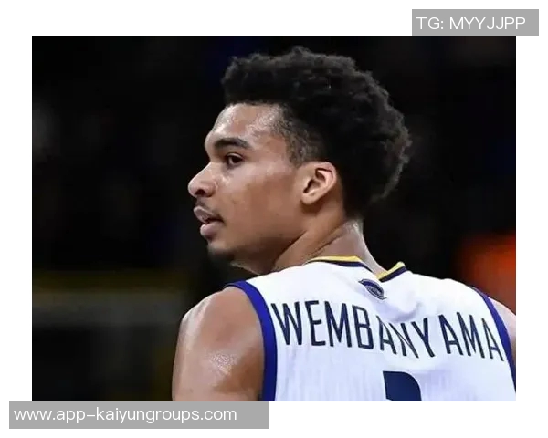 文班亚马本赛季能否实现四双壮举引发球迷热议