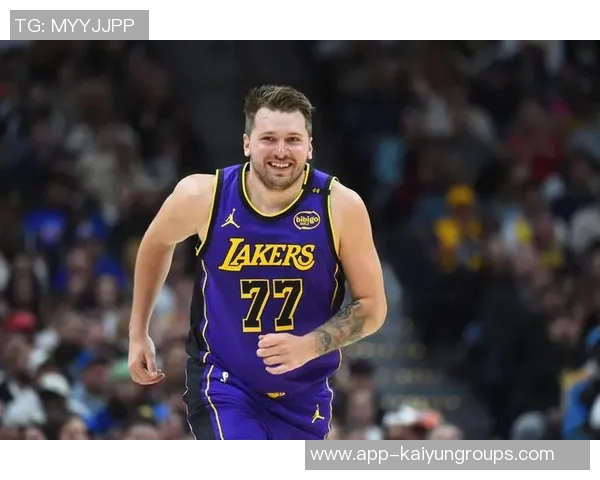 湖人客战猛龙东契奇因个人原因缺阵斯玛特因伤病管理缺席分析 湖人客战猛龙东契奇因个人原因缺阵斯玛特因伤病管理缺席分析