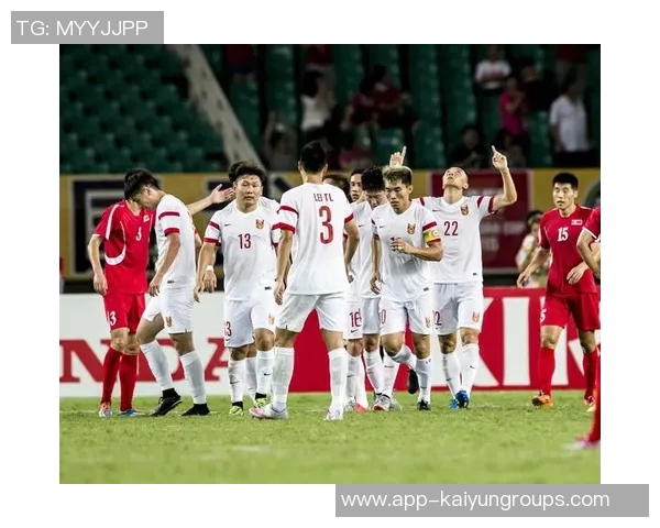 2025年中国足协青少年足球锦标赛男子16强球队团结一心共创辉煌时刻