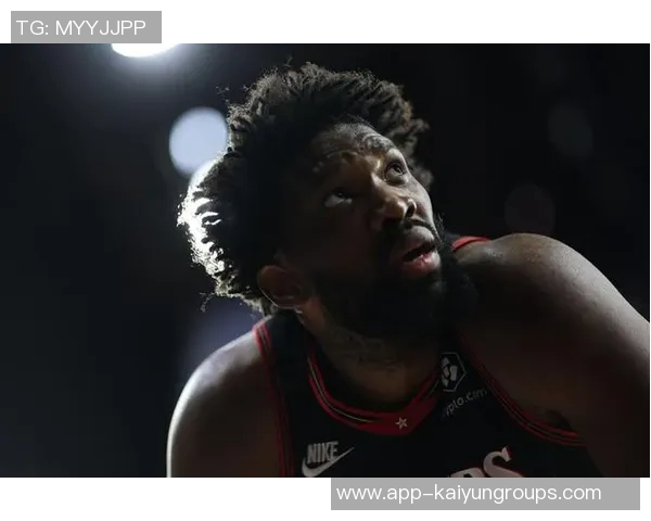 恩比德表现稳定20投8中贡献22分14篮板助力球队胜利