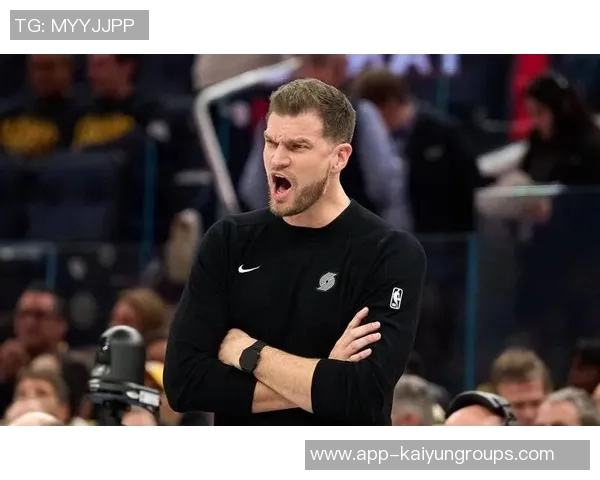 罗威评价斯普利特:低调务实的教练值得信赖愿与之并肩作战