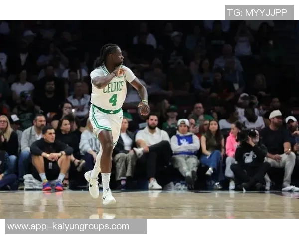 马祖拉称赞篮网队拼搏精神强调第三节逆转展现团队韧性 马祖拉称赞篮网队拼搏精神强调第三节逆转展现团队韧性