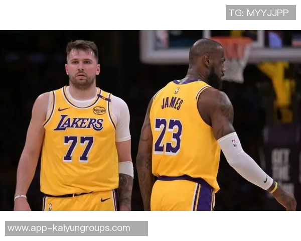 司机与东契奇首秀表现抢眼弗拉格能否超越两位新星的精彩数据